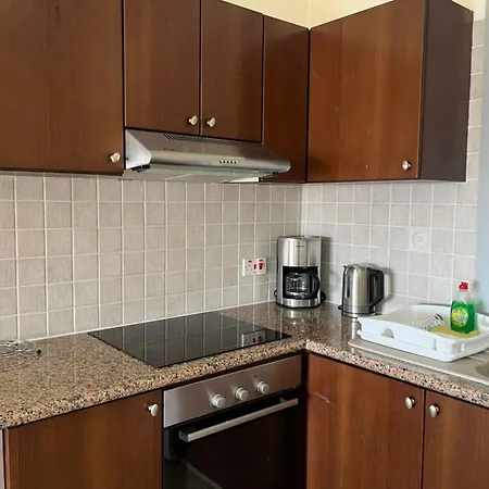 Eden Heights Sea View 502 - By Imh Travel & Tours * פאפוס