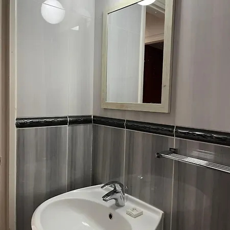 Eden Heights Sea View - By Imh Travel & Tours דירה פאפוס