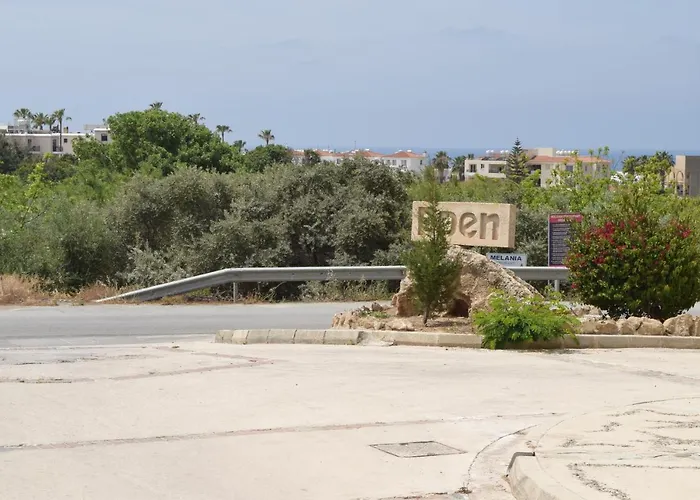 Eden Heights Sea View 502 - By Imh Travel & Tours Διαμέρισμα Πάφος